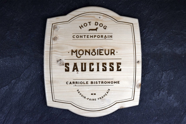 monsieur-saucisse-enseigne-bois-vintage1895D71F-9FDA-C342-2E93-44CD7558A47E.jpg