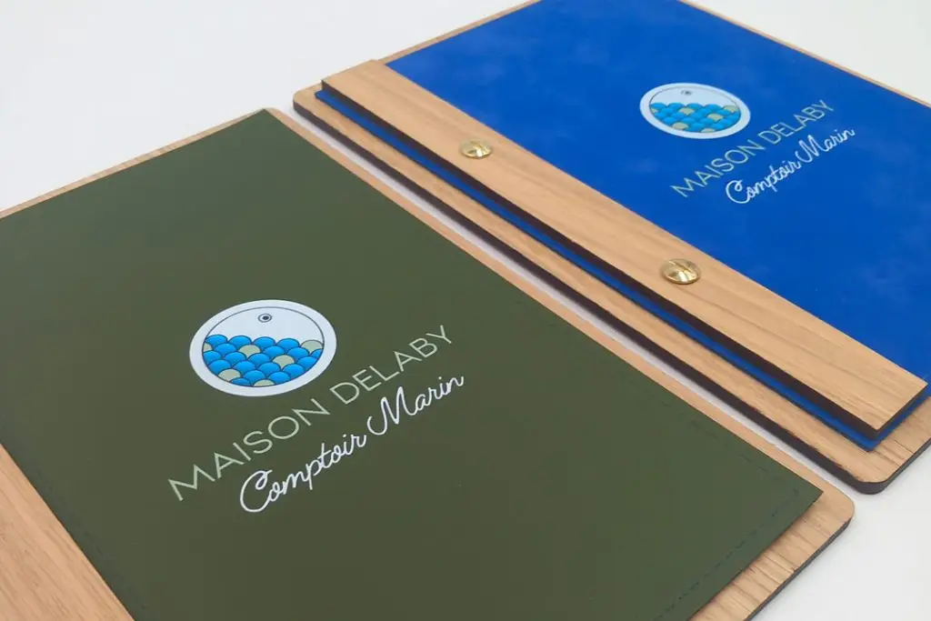 Impression numérique sur couverture en cuir